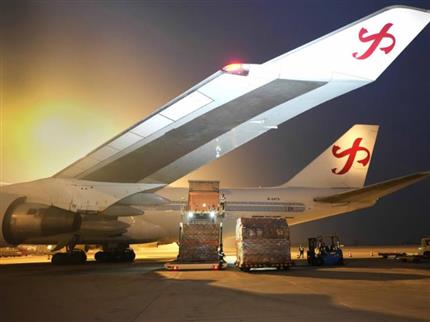 61.1萬噸！鄭州機(jī)場貨運(yùn)量已超去年 “雙貨航”支撐鄭州樞紐貨運(yùn)再突破